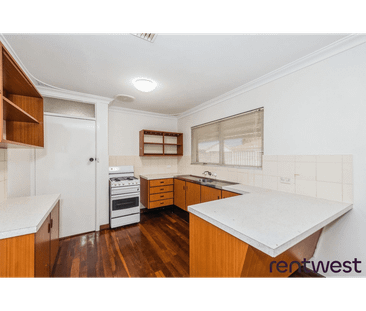 17 Scole Place, Huntingdale, WA 6110 - Photo 6