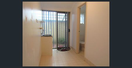 Charming Edgewater Rental at Unbeatable Price! - Photo 5