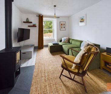 2 bedroom detached bungalow to rent - Photo 2