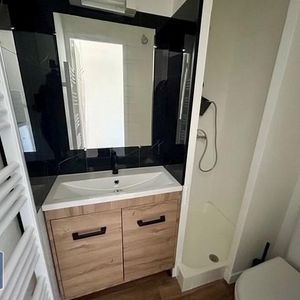 Location Appartement 1 pièce 20m² CHOLET 49300 - Photo 2