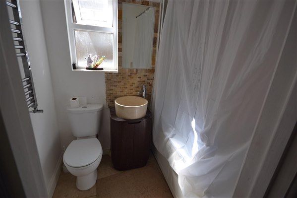 Holbrook Road, London - Photo 1