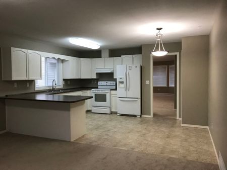 Great Rancher in Chilliwack! - Photo 4