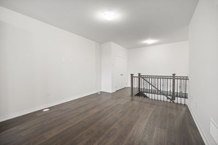 For Lease - 21 Harold Wilson Lane, Richmond Hill, Ontario - Photo 3