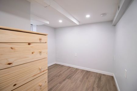 1 Bedroom Lower Unit in St. Catharines!! - Photo 2