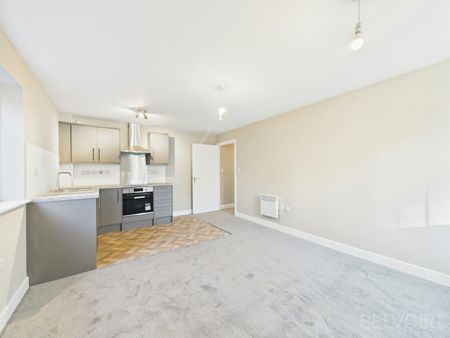 Flat to rent on - Photo 3