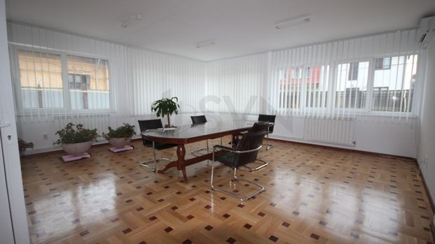 Vila eleganta zona Dacia - Mosilor - Fotografie 1