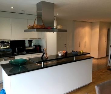 4½ ZI-WOHNUNG IN SCHINDELLEGI (SZ), MÖBLIERT, TEMPORÄR - Foto 4