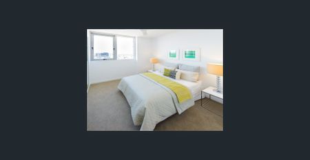 Modern High-Rise Apartment in Valley's Prime Location - Photo 4