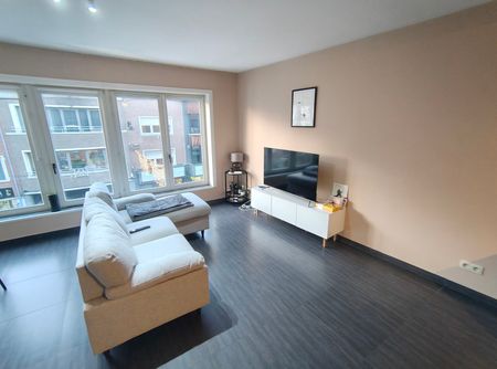 Eén slaapkamer appartement in het centrum van Aalst. - Photo 2