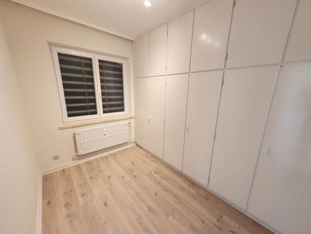 Appartement 2 chambres à 6000 Charleroi  Loyer: 790 € - Photo 5