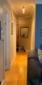 MÉTRO LAVAL 31/2 HAUT DE TRIPLEX LIBRE LE 1er AVRIL - Photo 4