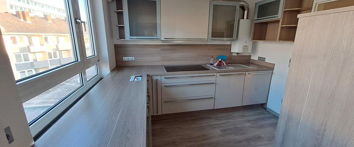 3 ZKB Maisonette mit Einbauküche, Balkon und 2 Bädern - Photo 1