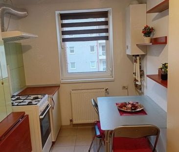 Garsoniera/Pop. Leordeni/STB480 in fata complexului legatura cu metrou - Fotografie 6
