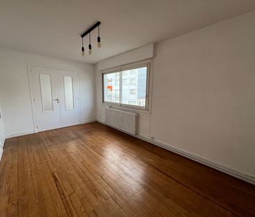 Location Appartement 3 pièces 58m² - Photo 4