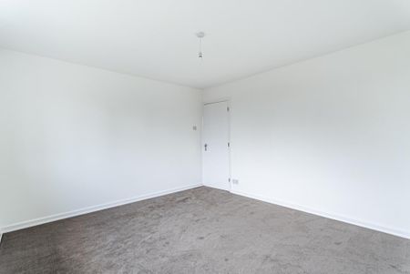 3 bedroom detached house to rent - Photo 4