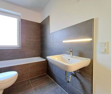 Lichtdurchflutete 3-Zimmer-Wohnung mit Balkon - Foto 1