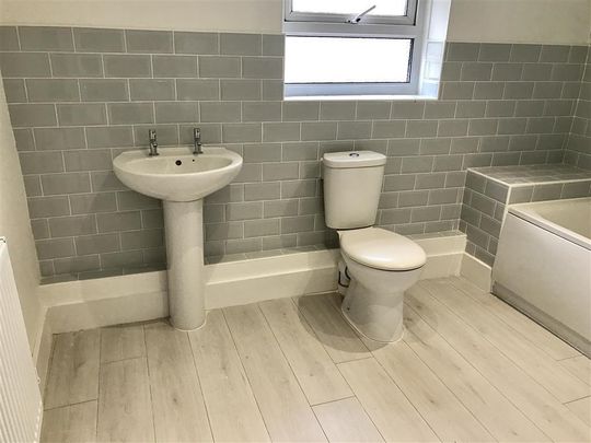 Park View, Llanbradach, CAERPHILLY - Photo 1