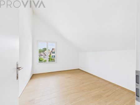 new, central and top equipped - Photo 2