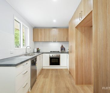 39 Blandford Cres, Bayswater North VIC 3153 - House For Rent | Domain - Photo 3