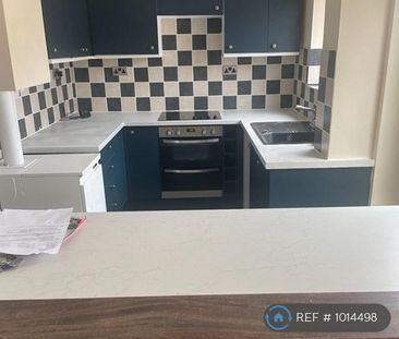3 bedroom terraced house to rent - Photo 4