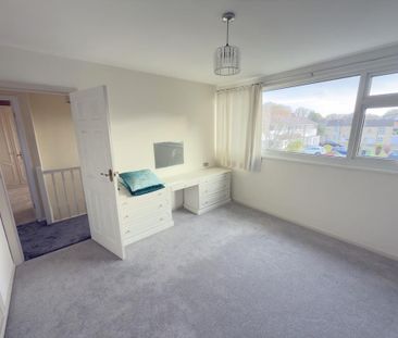 4 bedroom terraced house to rent - Photo 4