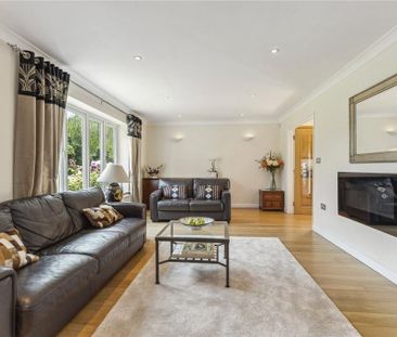 5 bedroom detached house to rent - Photo 4