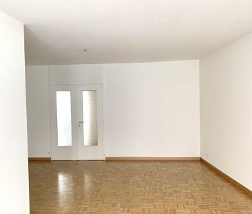 Proche Jonction : 4 pièces avec balcon - Photo 1