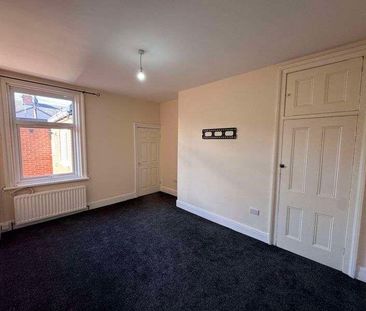 Vine Street, South Shields, NE33 - Photo 5