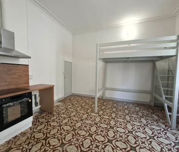 Location Appartement 1 pièce 22m² NIMES 30000 - Photo 2