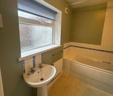 3 bedroom terraced house to rent - Photo 6