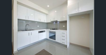 North facing One bed in the heart of Burwood - Photo 2