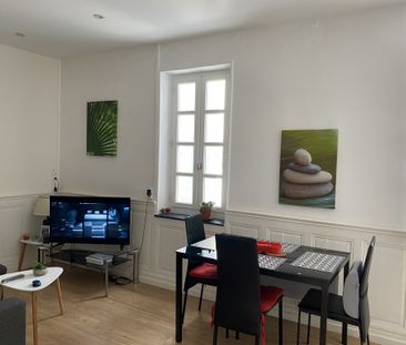 Location Appartement 2 pièces 46m² CASTELNAUDARY 11400 - Photo 2