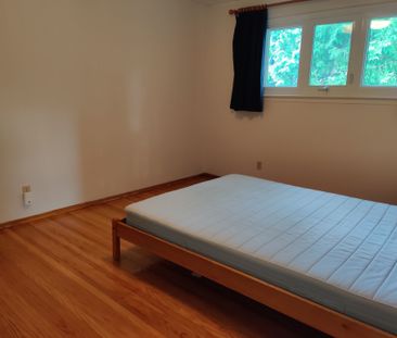 For Lease - 9 Lisburn Crescent Unit# upper, Toronto, Ontario - Photo 4