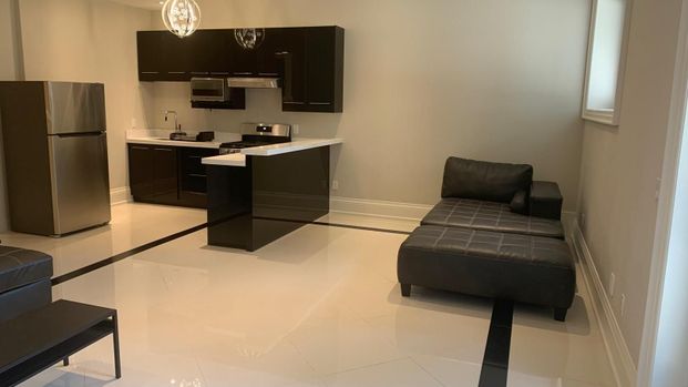 For Lease - 270 Hollywood Avenue Unit# Lower, Toronto, Ontario - Photo 1