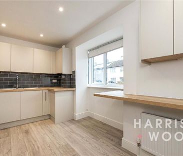 2 bedroom end of terrace house to rent - Photo 6