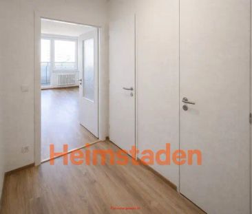 Pronájem bytu 1+kk 28 m - Fotografie 2
