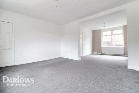 3 bedroom terraced house to rent - Photo 3