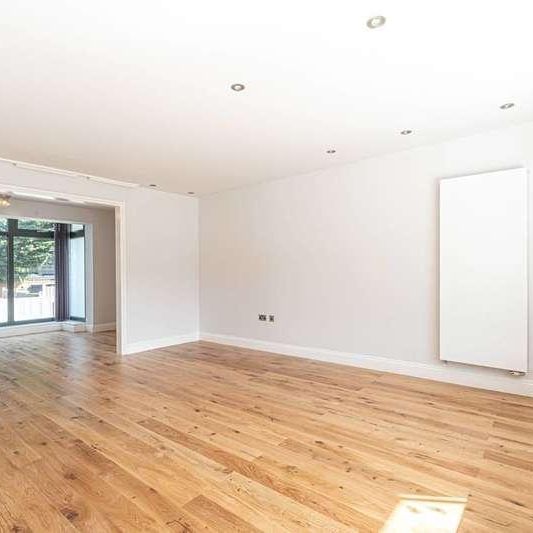 Ridge Road, Child's Hill, NW2 - Photo 1