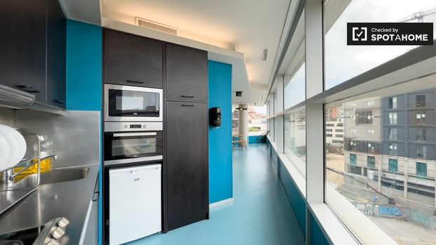 barcelona, Catalonia 08018 - Photo 1