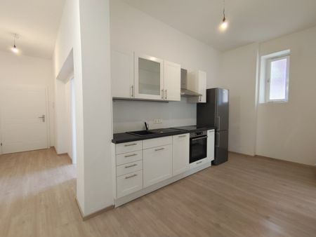 Moderne Wohnung in erstklassiger Lage am Hauptplatz mit Parkplatz - Foto 3