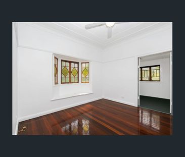 Amazing Home with Parkland Outlook - Photo 2