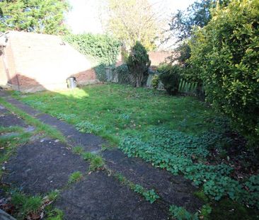 2 bedroom maisonette to rent - Photo 1