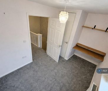2 bedroom semi-detached house to rent - Photo 6