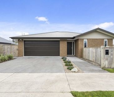 30 Wallath Road, Westown - Photo 1