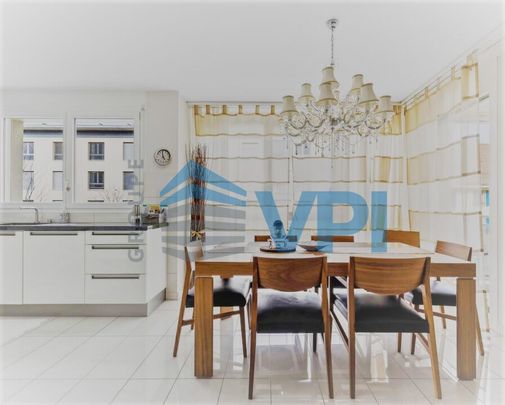 Magnificent 5-room apartment of approx. 126m2 on 1st floor - Photo 1