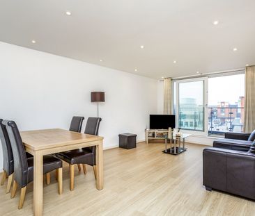 2 bedroom apartment to rent The Crescent, Gunwharf Quays, Portsmout... - Photo 1