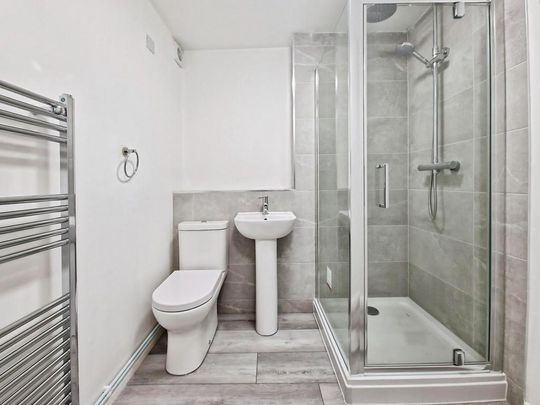 1 bedroom ground floor maisonette to rent - Photo 1