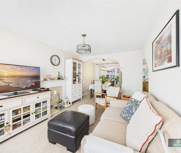 3 bedroom terraced house to rent - Photo 3