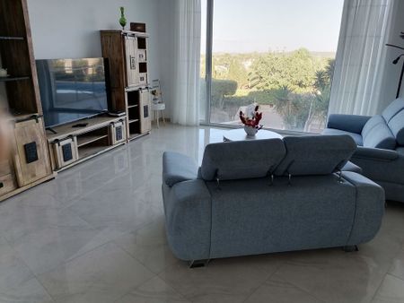 Luxury villa with sea view in Santa Ponsa - Photo 5