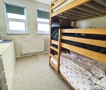 2 bedroom detached house to rent - Photo 3